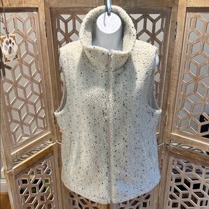 T by Talbots Cozy Off White Sherpa Vest with Funfetti Pattern Side Medium